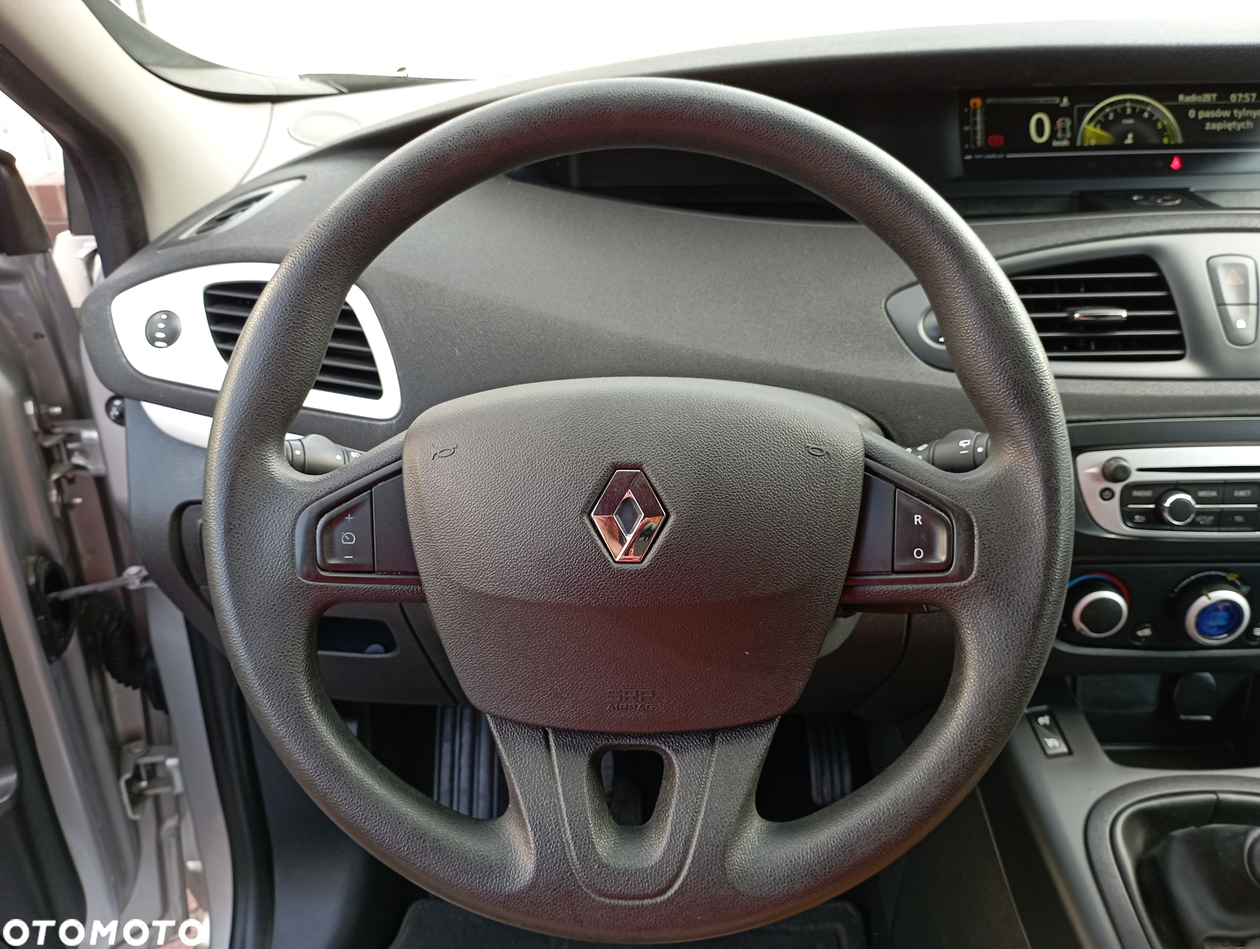 Renault Scenic 1.5 dCi Dynamique - 12