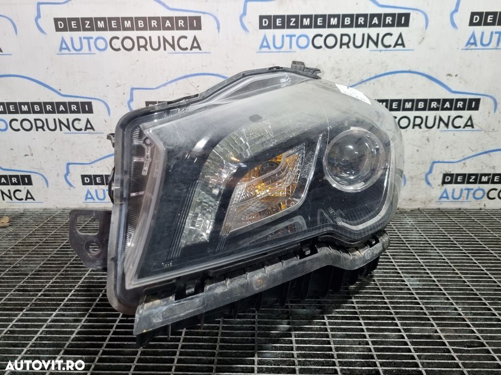 Far Stanga Suzuki SX4 S - Cross II Facelift 2016 - 2020 SUV 4 Usi (1267) Cu lupă - 1