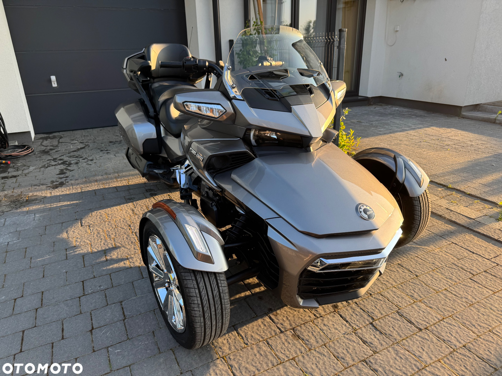 Can-Am Spyder - 2