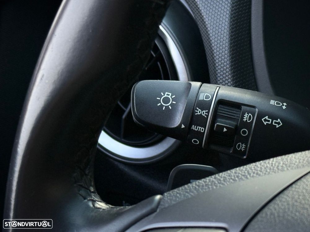 Hyundai Kauai 1.6 GDi HEV Premium - 12