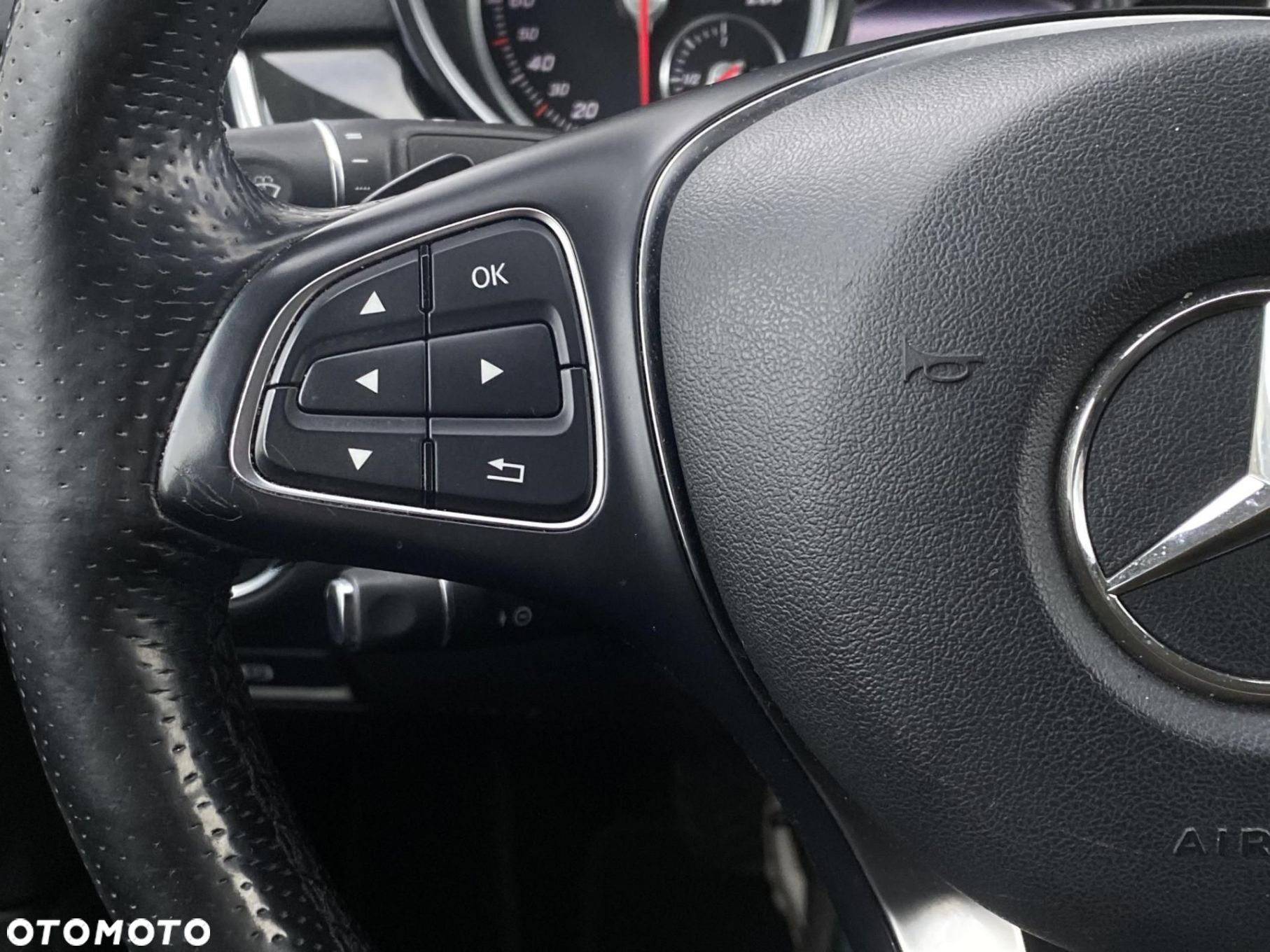 Mercedes-Benz GLE - 20