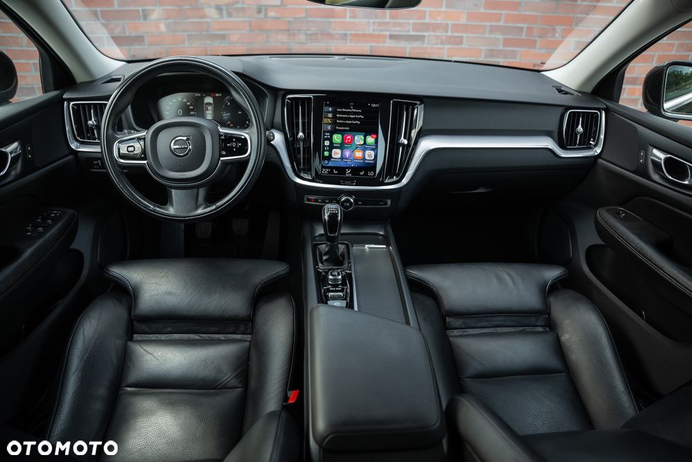 Volvo V60 D3 Momentum Core - 5