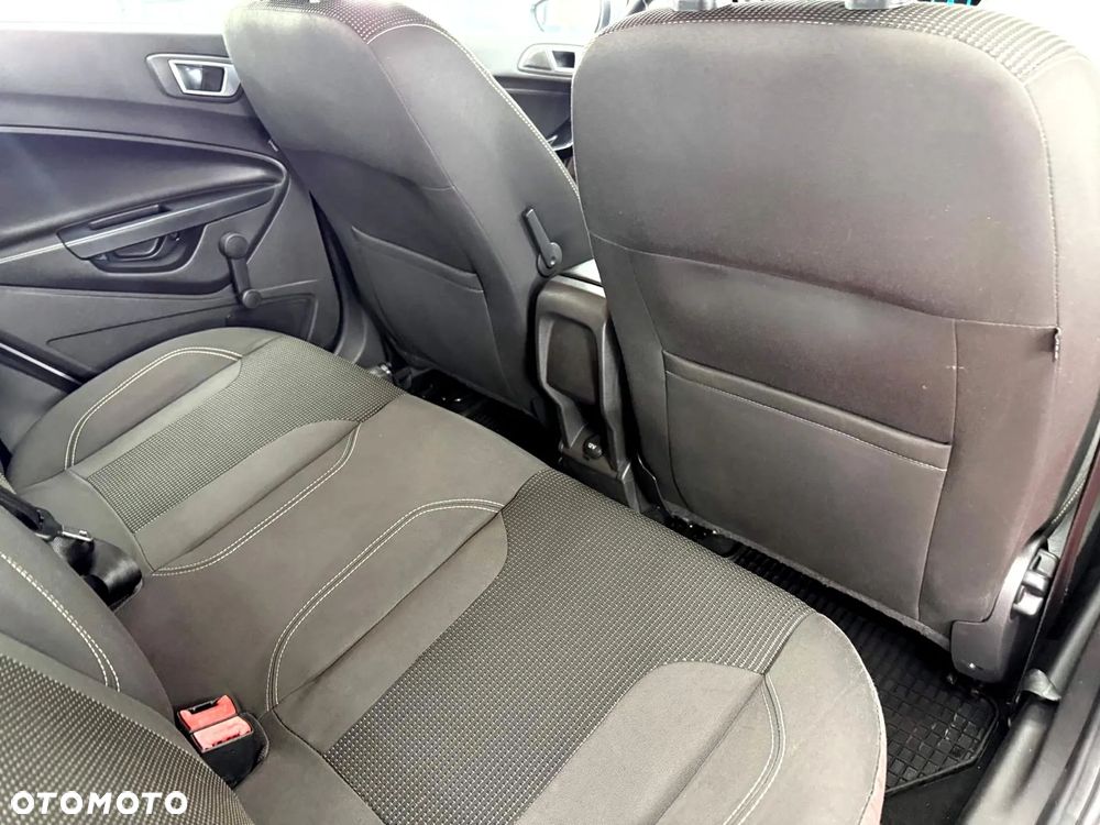 Ford Fiesta 1.5 TDCi Titanium - 23