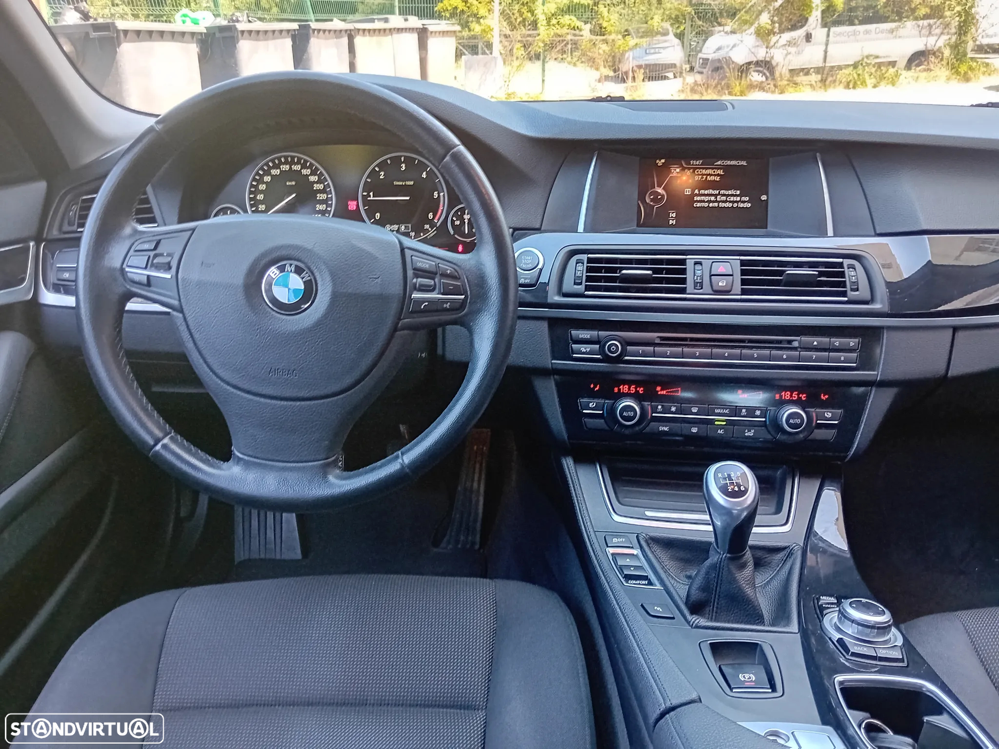 BMW 520 d Line Luxury - 28