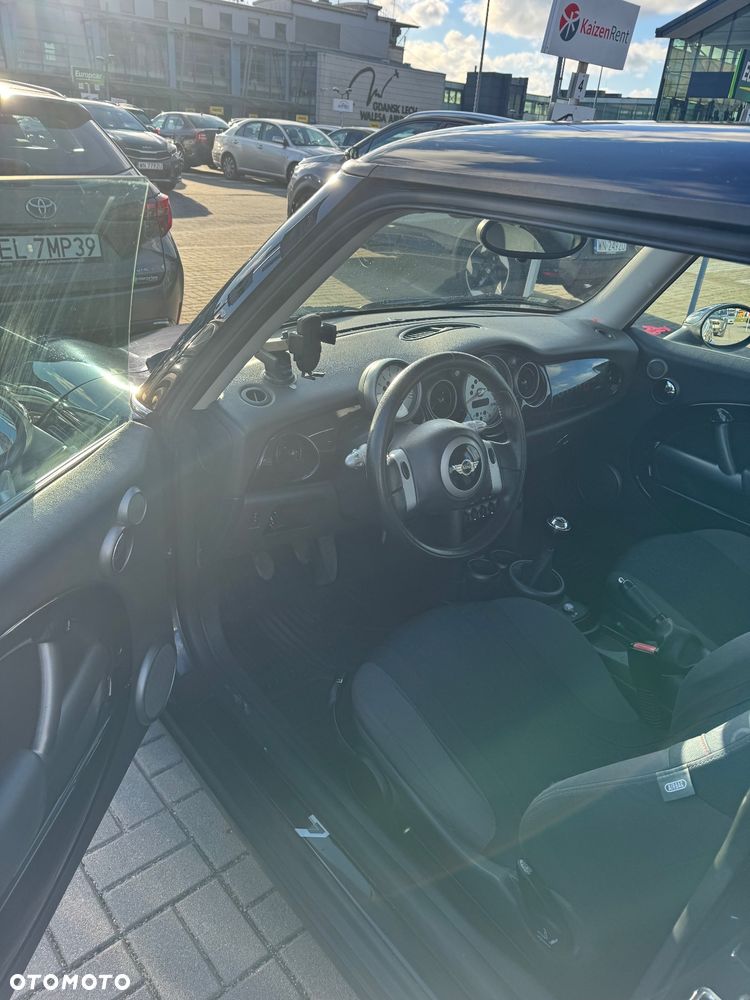 MINI ONE Standard - 7