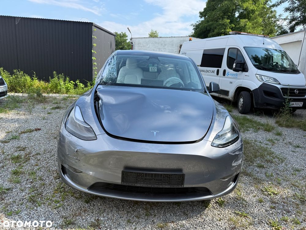 Tesla Model Y 79kWh Long Range Premium AWD - 9