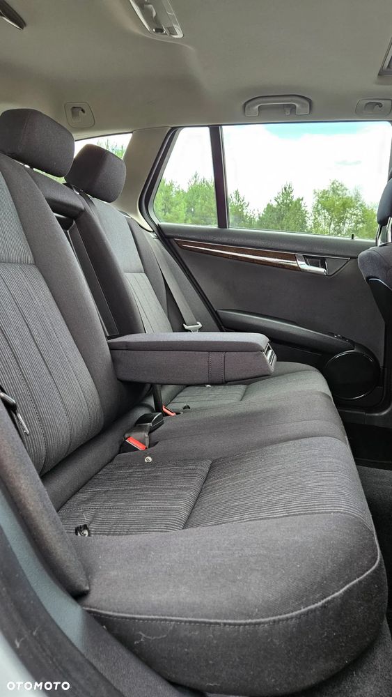 Mercedes-Benz Klasa C 180 Kompressor Elegance - 30