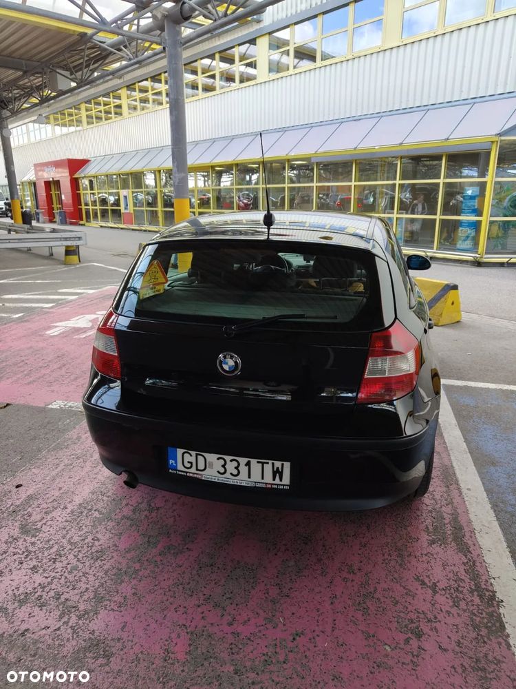 BMW Seria 1 116i - 5