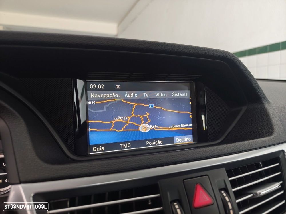 Mercedes-Benz E 250 CDi Avantgarde BlueEfficiency Auto. - 20