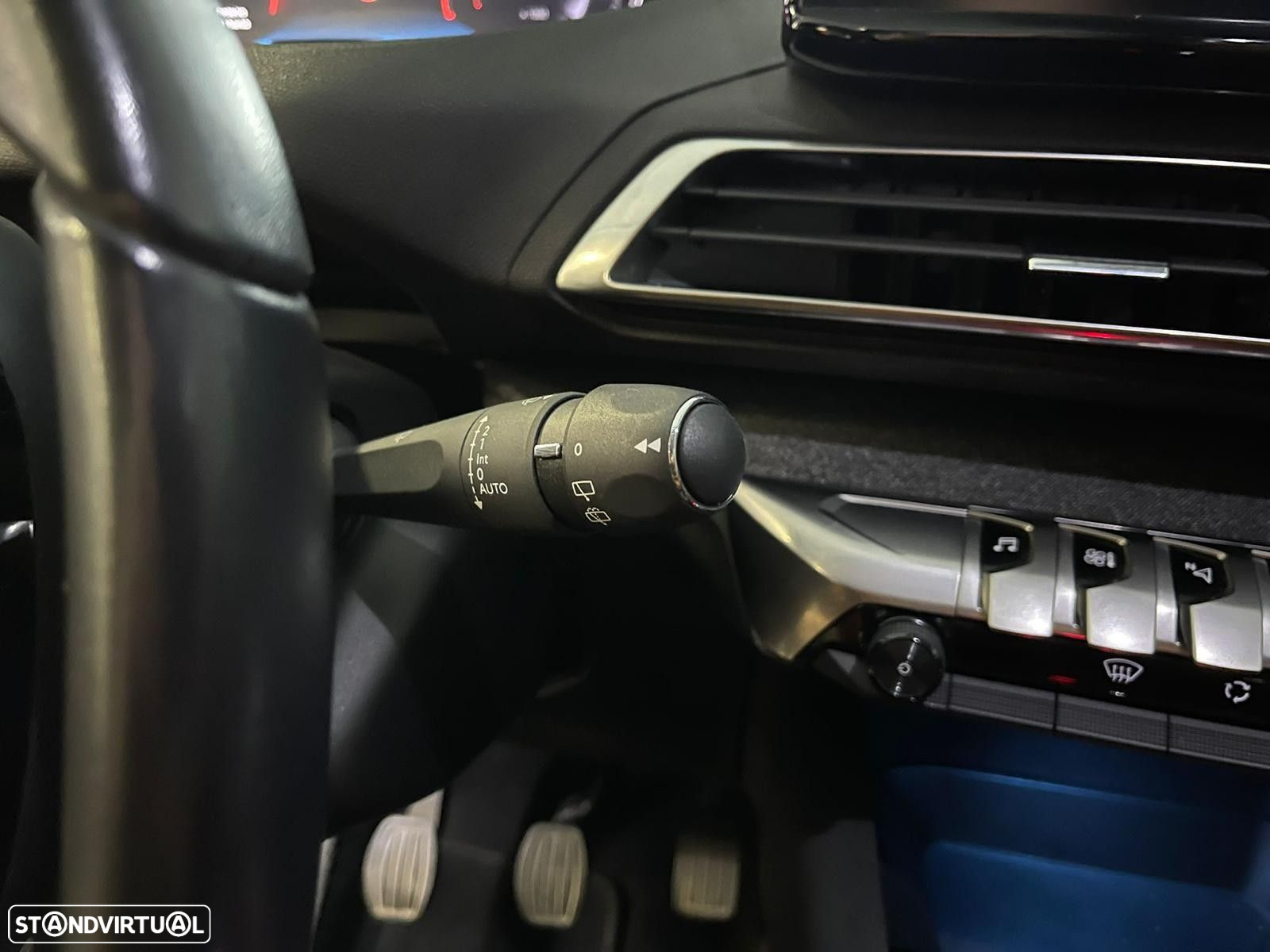 Peugeot 3008 ver-1-5-bluehdi-allure-pack - 13