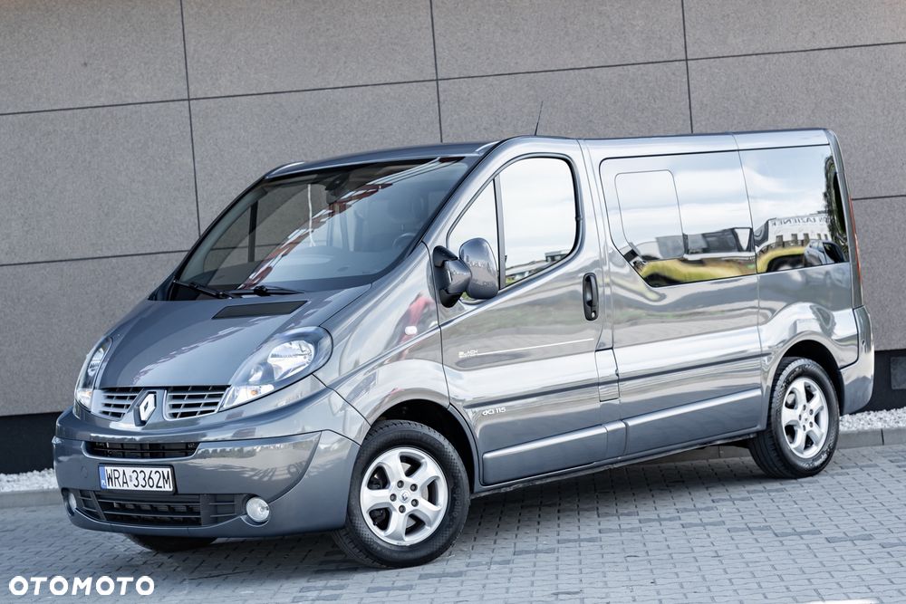 Renault Trafic FAP Grand Passenger Black Edition - 3