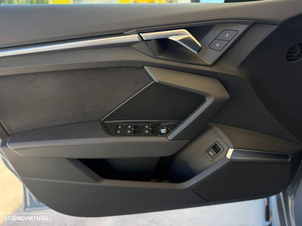 Audi RS3 Limousine - 15