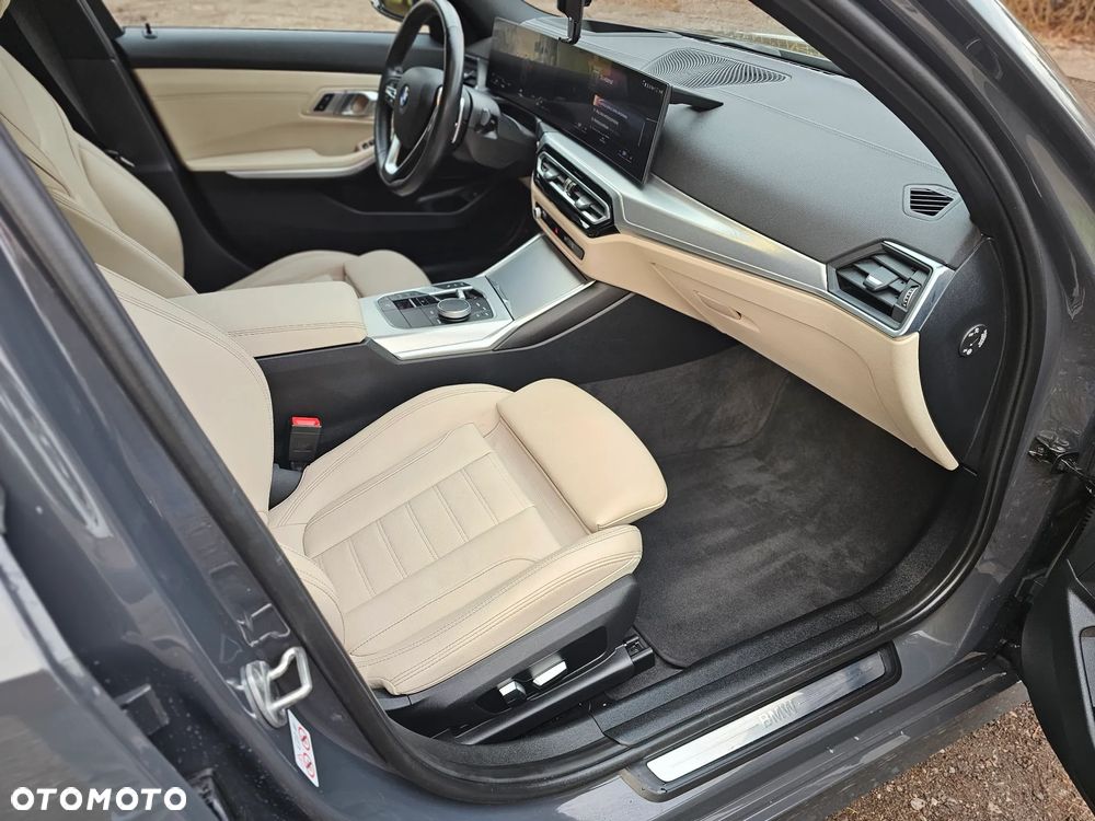 BMW Seria 3 320d xDrive Luxury Line Purity - 13