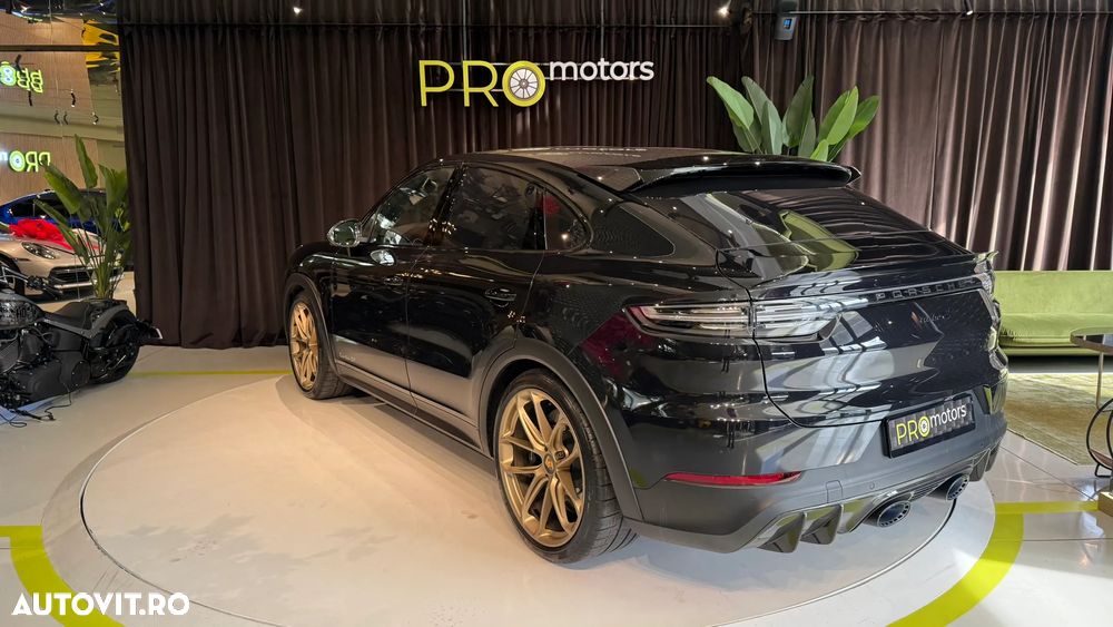 Porsche Cayenne Coupe - 10