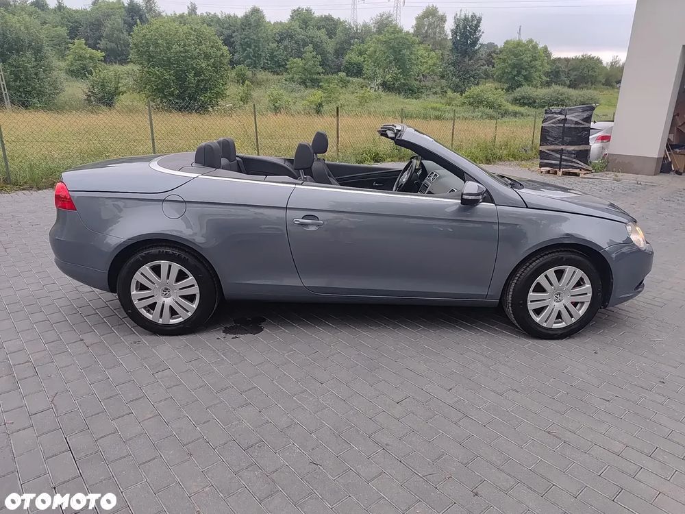 Volkswagen Eos - 16