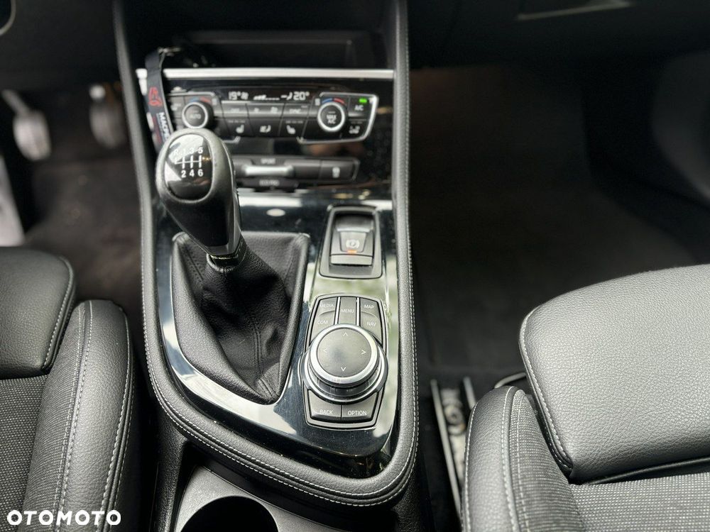 BMW Seria 2 - 13