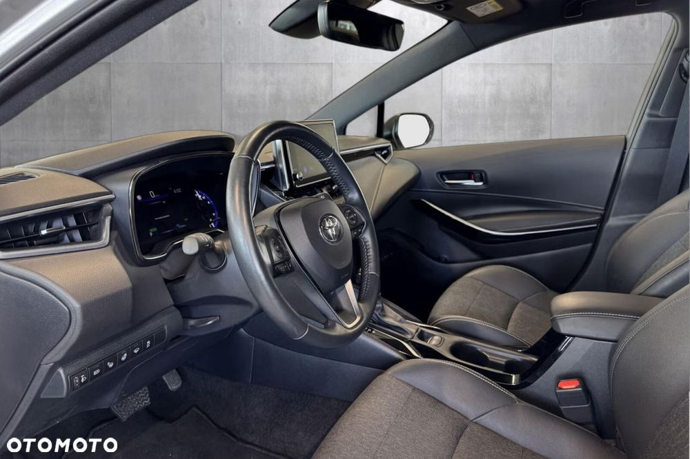 Toyota Corolla 1.8 Hybrid Active - 12