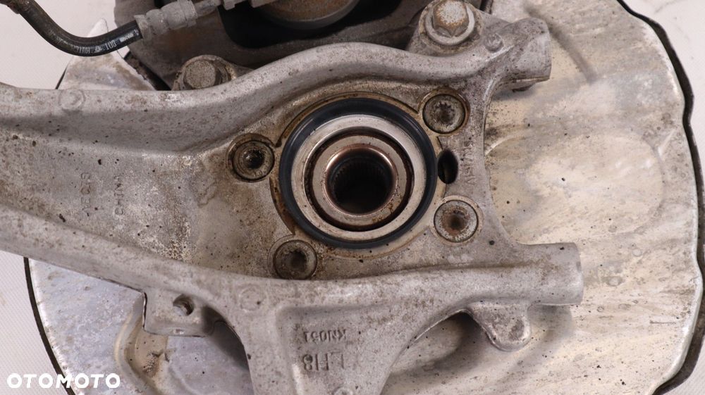 VOLVO XC60 II 2.0 D4 PIASTA ZWROTNICA LEWA PRZÓD 31476878, 31471663 - 5