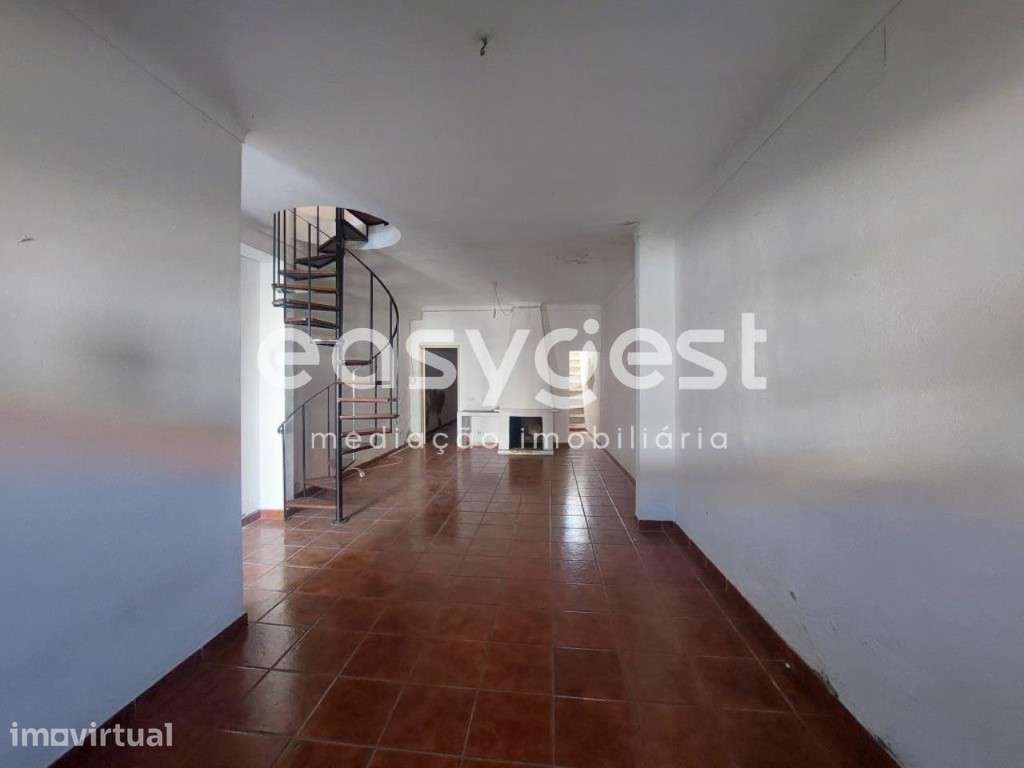 Moradia com 3 quartos e logradouro localizada em Ferreira do Alentejo - Grande imagem: 4/28