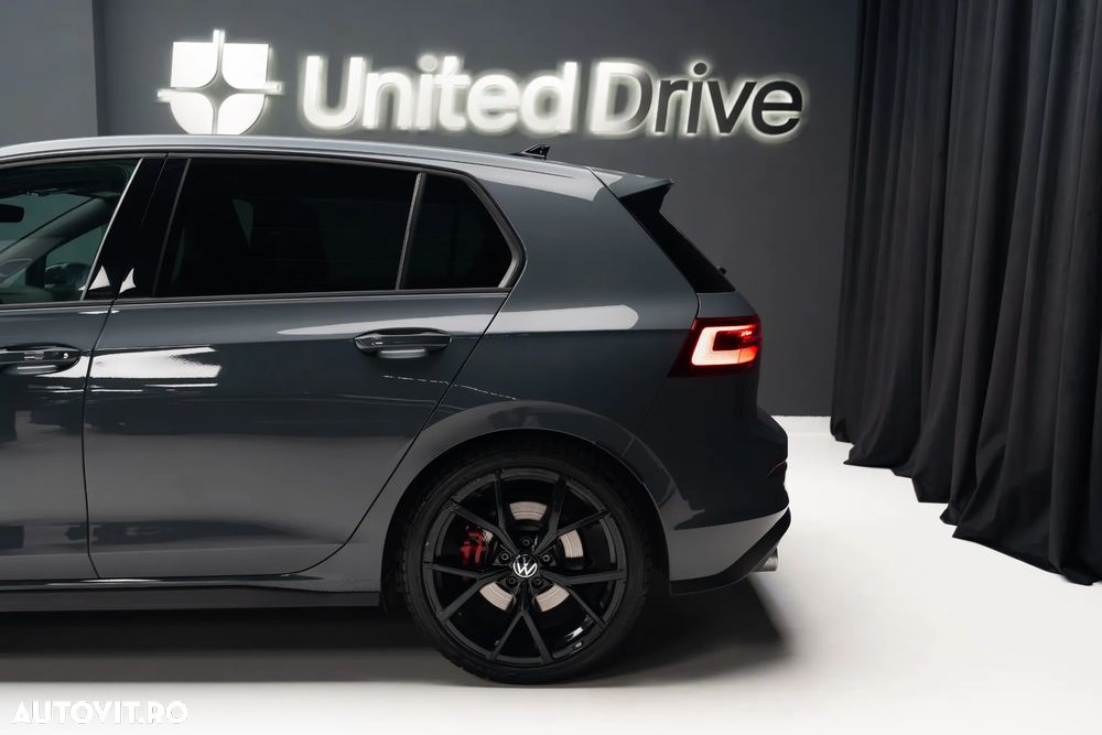 Volkswagen Golf 2.0 TSI DSG GTI - 4