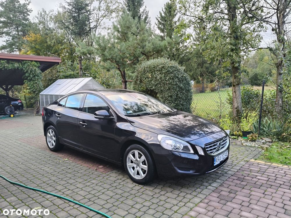 Volvo S60 - 1