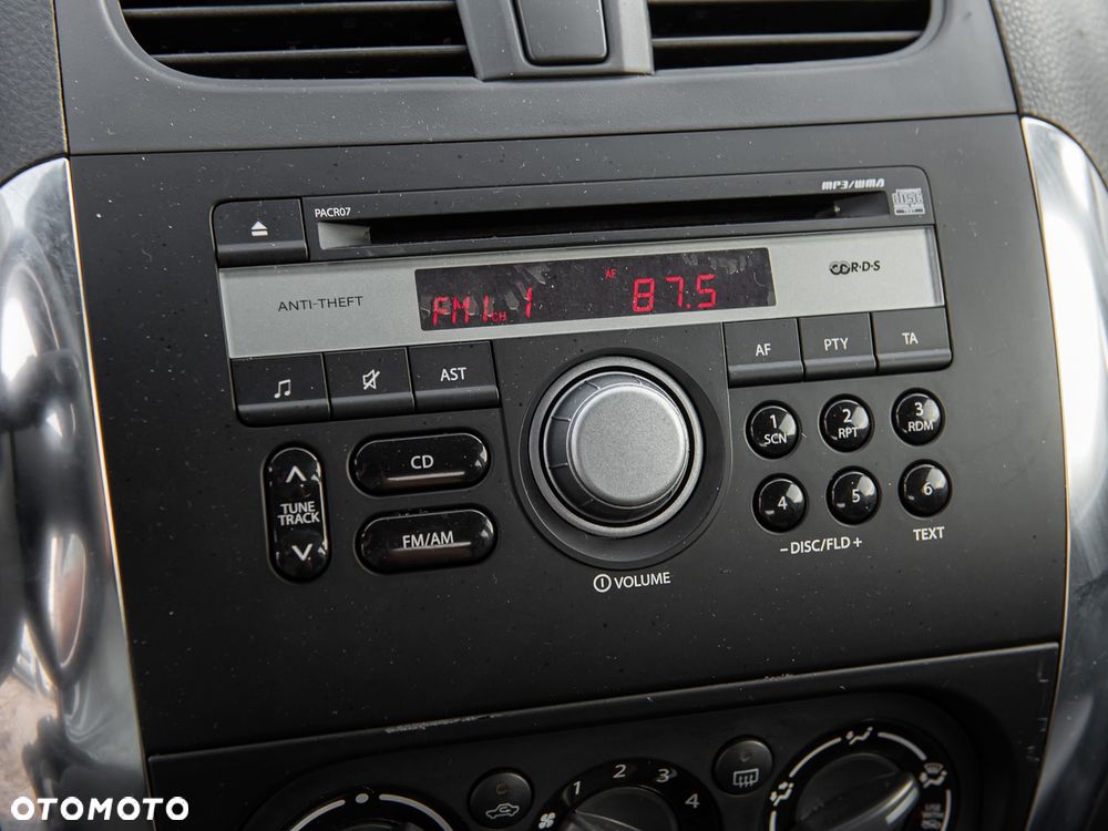 Suzuki SX4 - 22