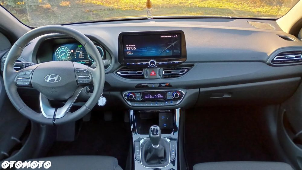 Hyundai i30 1.5 T-GDI 48V Smart - 25