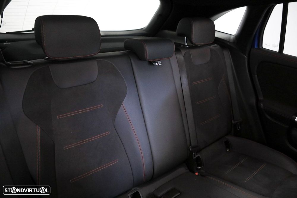 Mercedes-Benz GLA 250 e AMG Line - 16