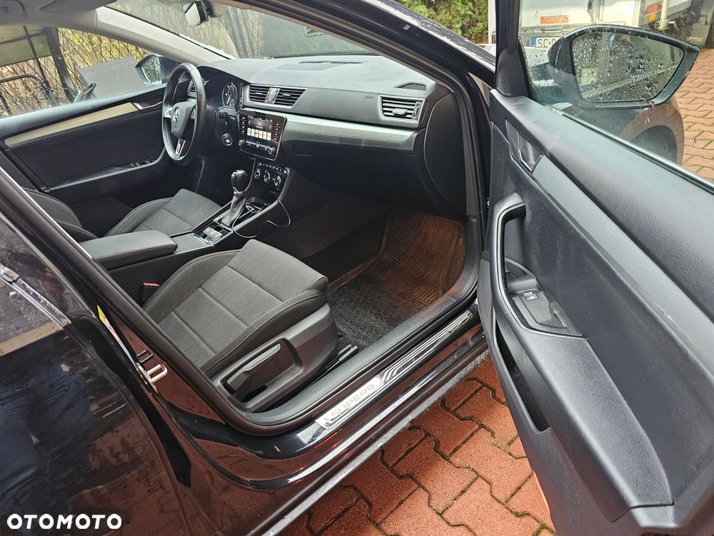Skoda Superb 2.0 TDI SCR Style DSG - 5
