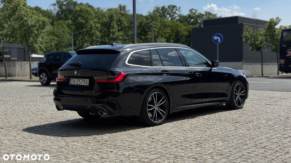 BMW Seria 3 330e M Sport sport - 4