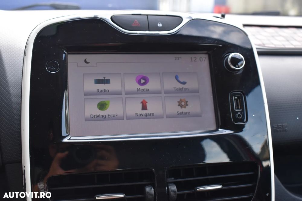 Renault Clio (Energy) dCi 90 Bose Edition - 6