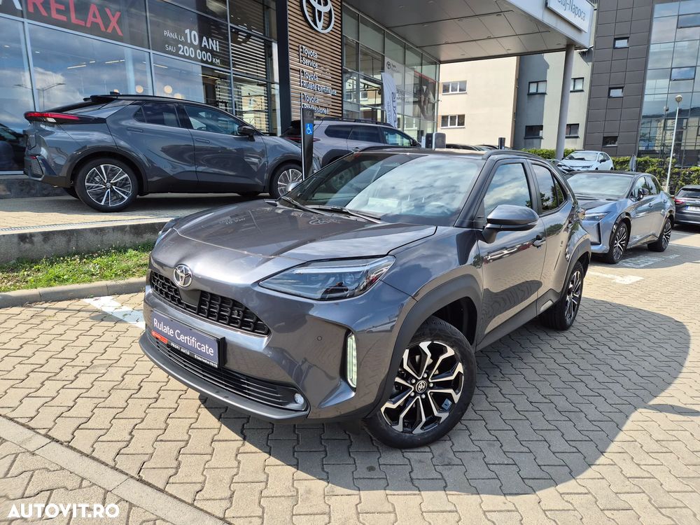 Toyota Yaris Cross 1.5 VVT-i HSD 4x2 Dynamic - 2