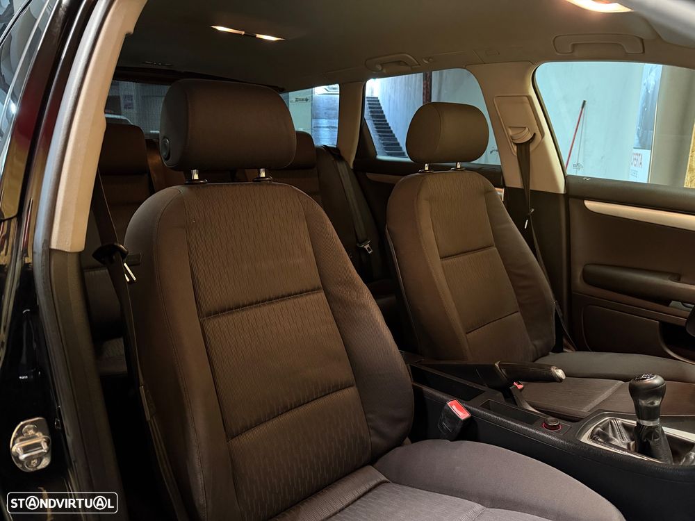 Audi A4 Avant 2.0 TDi Sport - 11