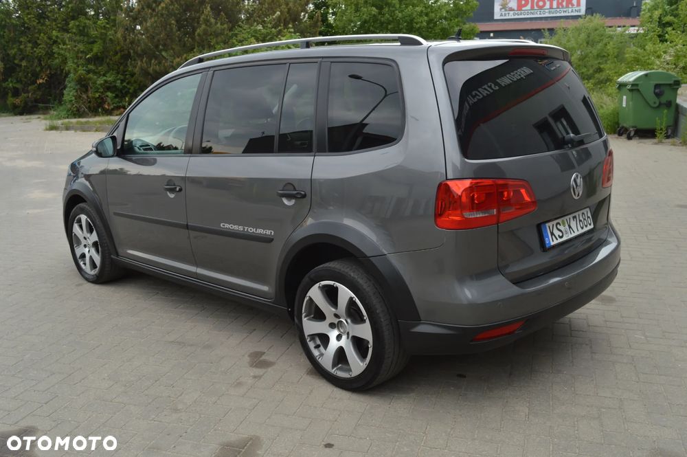 Volkswagen Touran 1.6 TDI DPF Cross - 6