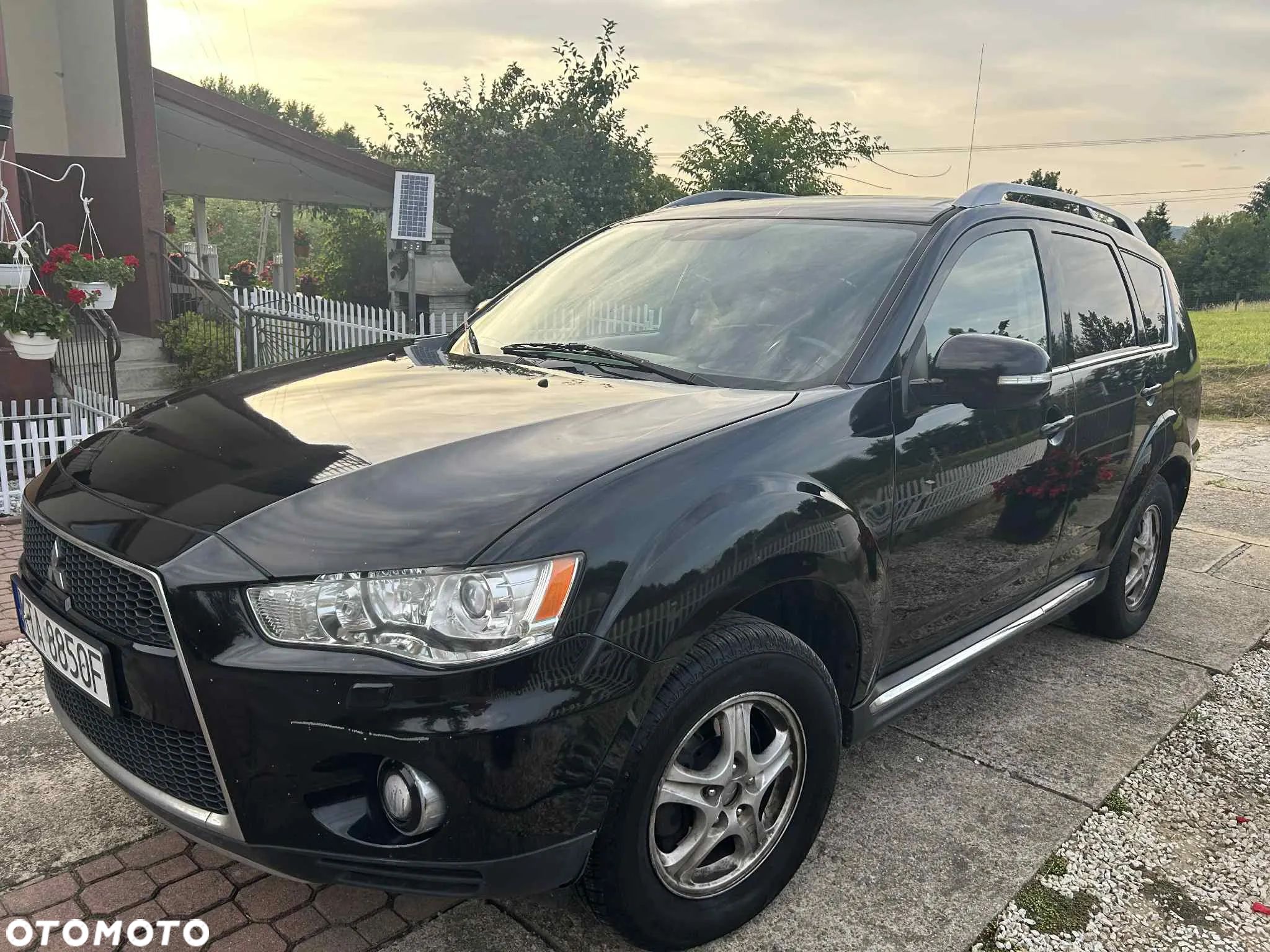 Mitsubishi Outlander 2.0 DID Intense + - 1