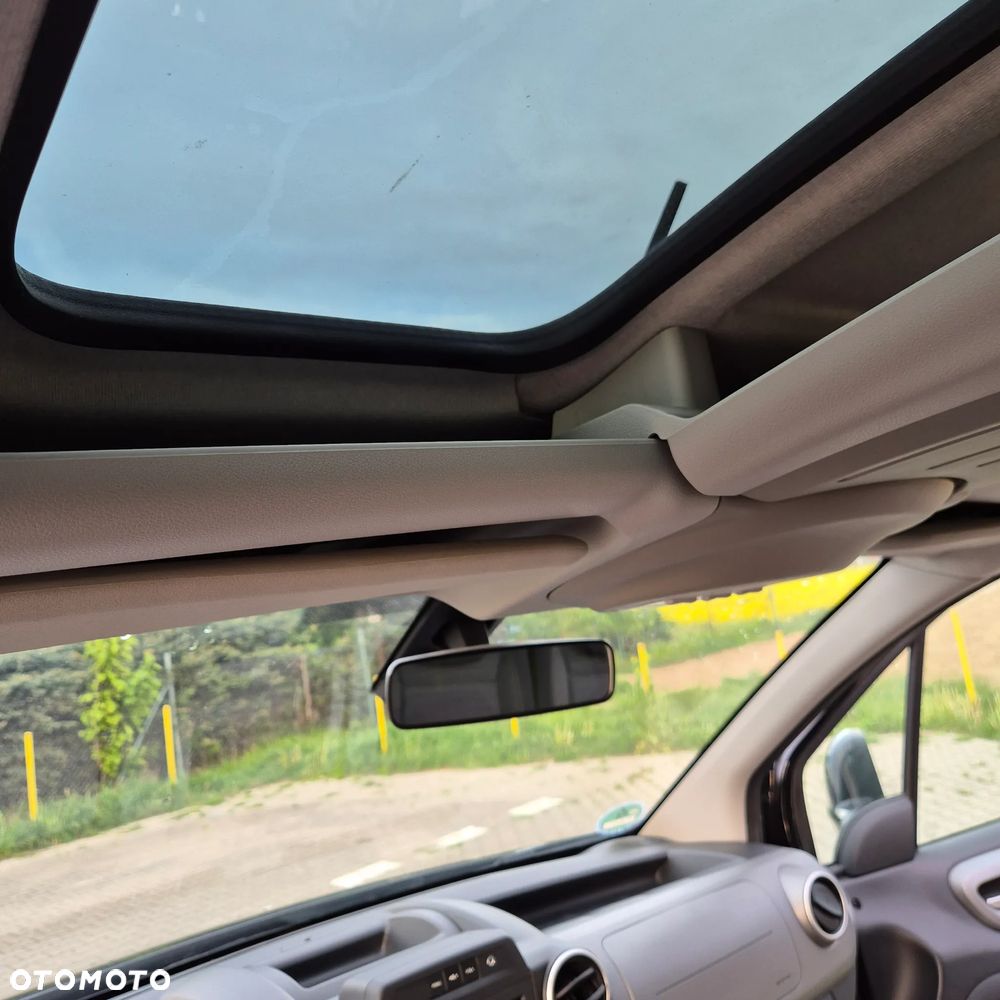 Citroën Berlingo Multispace PureTech 110 SHINE - 21