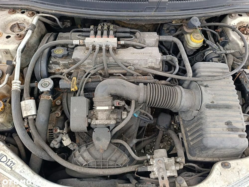 Chrysler Sebring 2.0 LE - 8