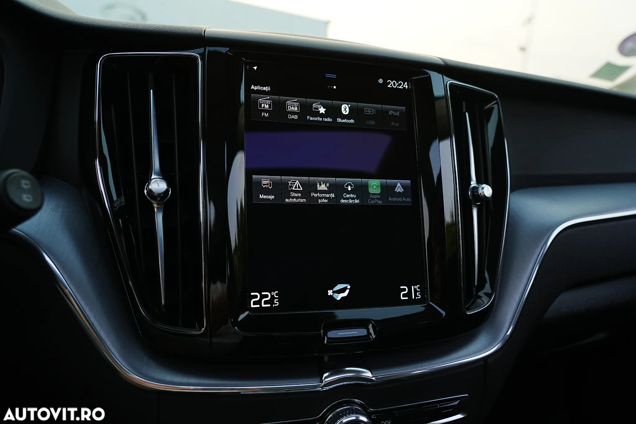 Volvo XC 60 T6 AWD Plug-in Hybrid Core - 26