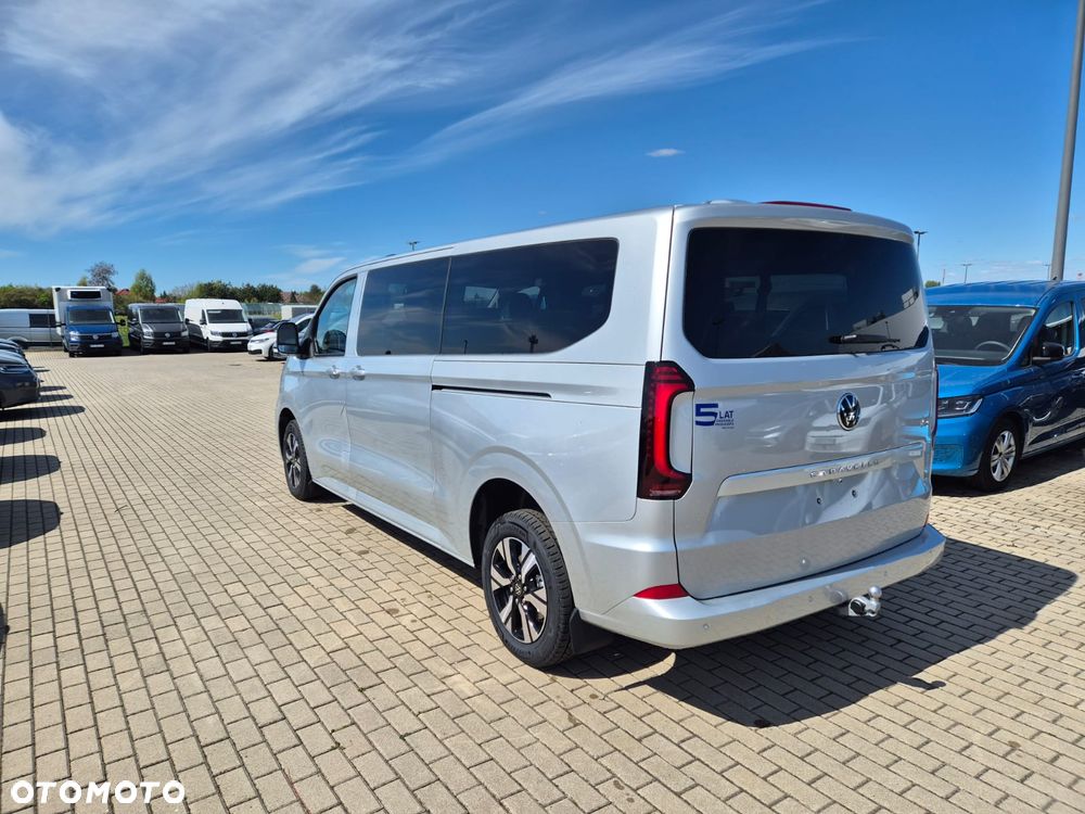 Volkswagen CARAVELLE - 2