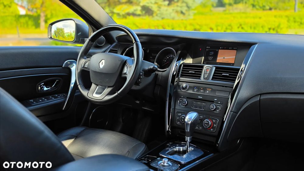 Renault Latitude 2.0 dCi Initiale - 20