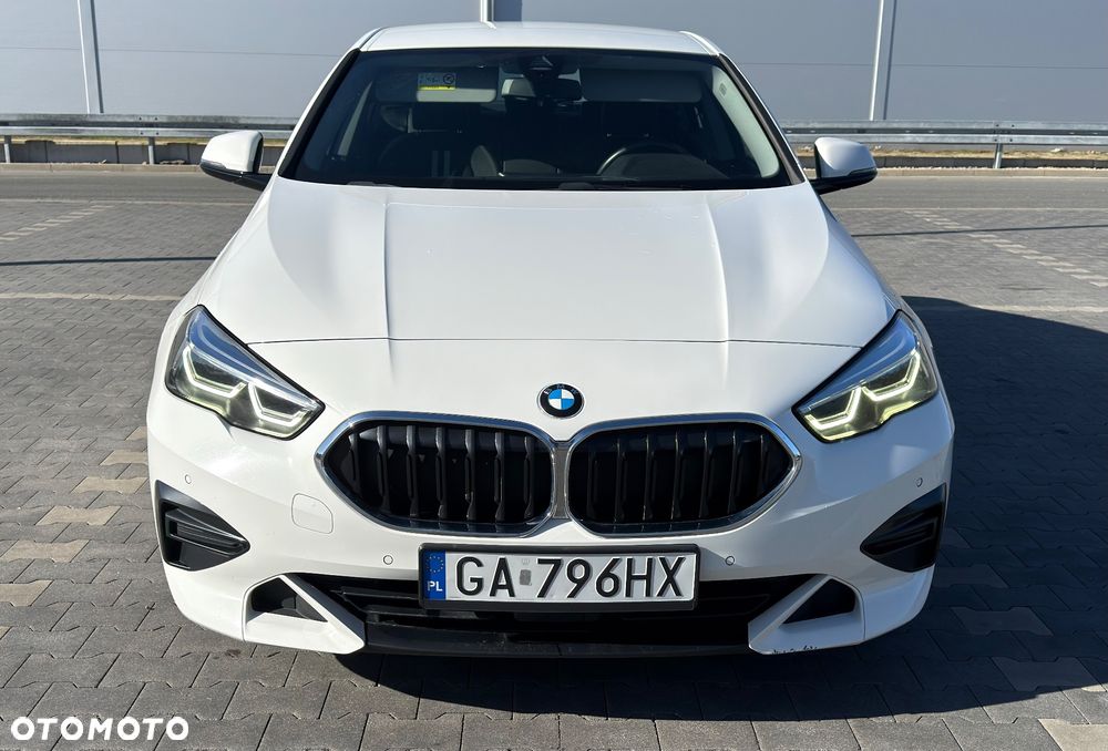 BMW Seria 2 218i - 2