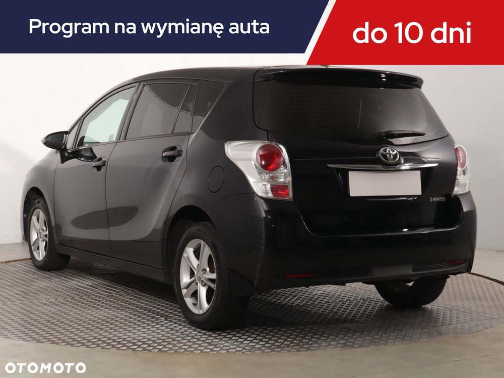 Toyota Verso - 6