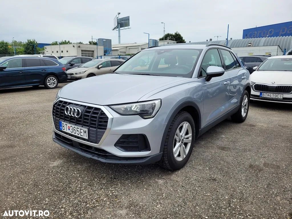 Audi Q3 - 1