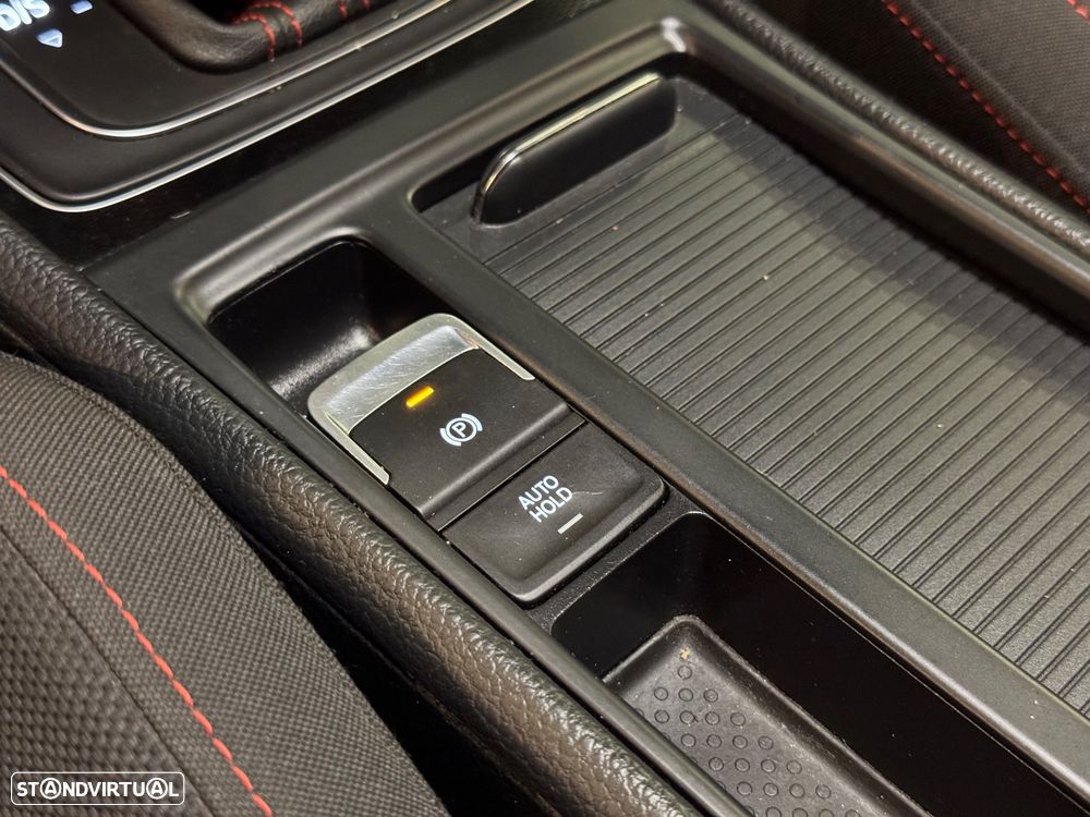 VW Golf GTI Performance BlueMotion DSG - 30