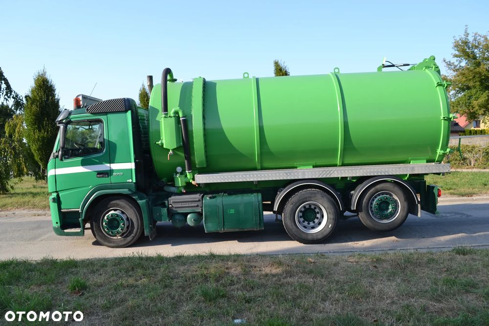 Volvo FM 370 EEV ASENIZACYJNY SZAMBIARKA NOWA BECZKA 20 m³  TRZECIA OŚ SKRĘTNA KLIMATYZACJA - 4