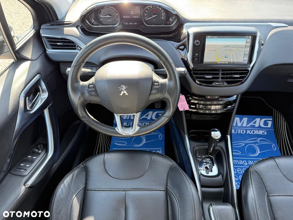 Peugeot 2008 120 VTI Automatik Allure - 21