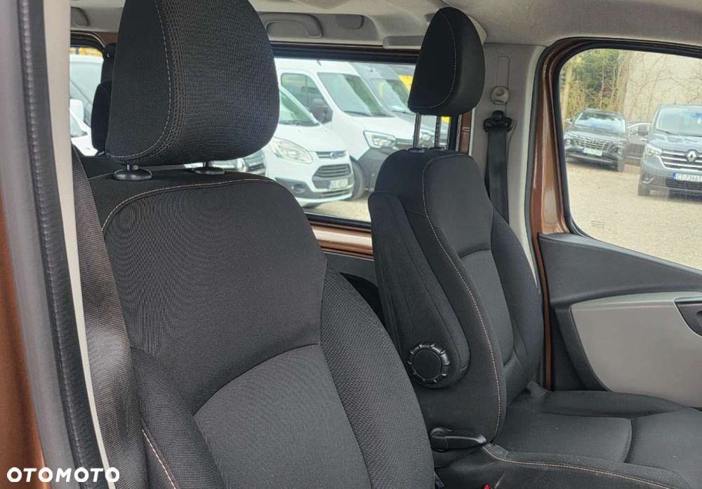 Renault Trafic - 22