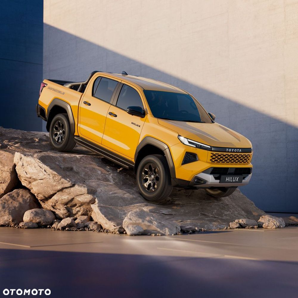 Toyota Hilux 2.8 D-4D Double Cab Invincible 4x4 - 2