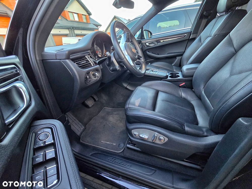Porsche Macan Standard - 24