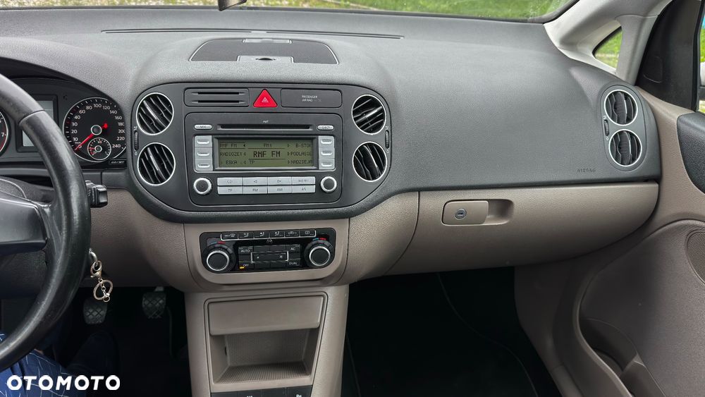 Volkswagen Golf Plus 1.6 Comfortline - 28